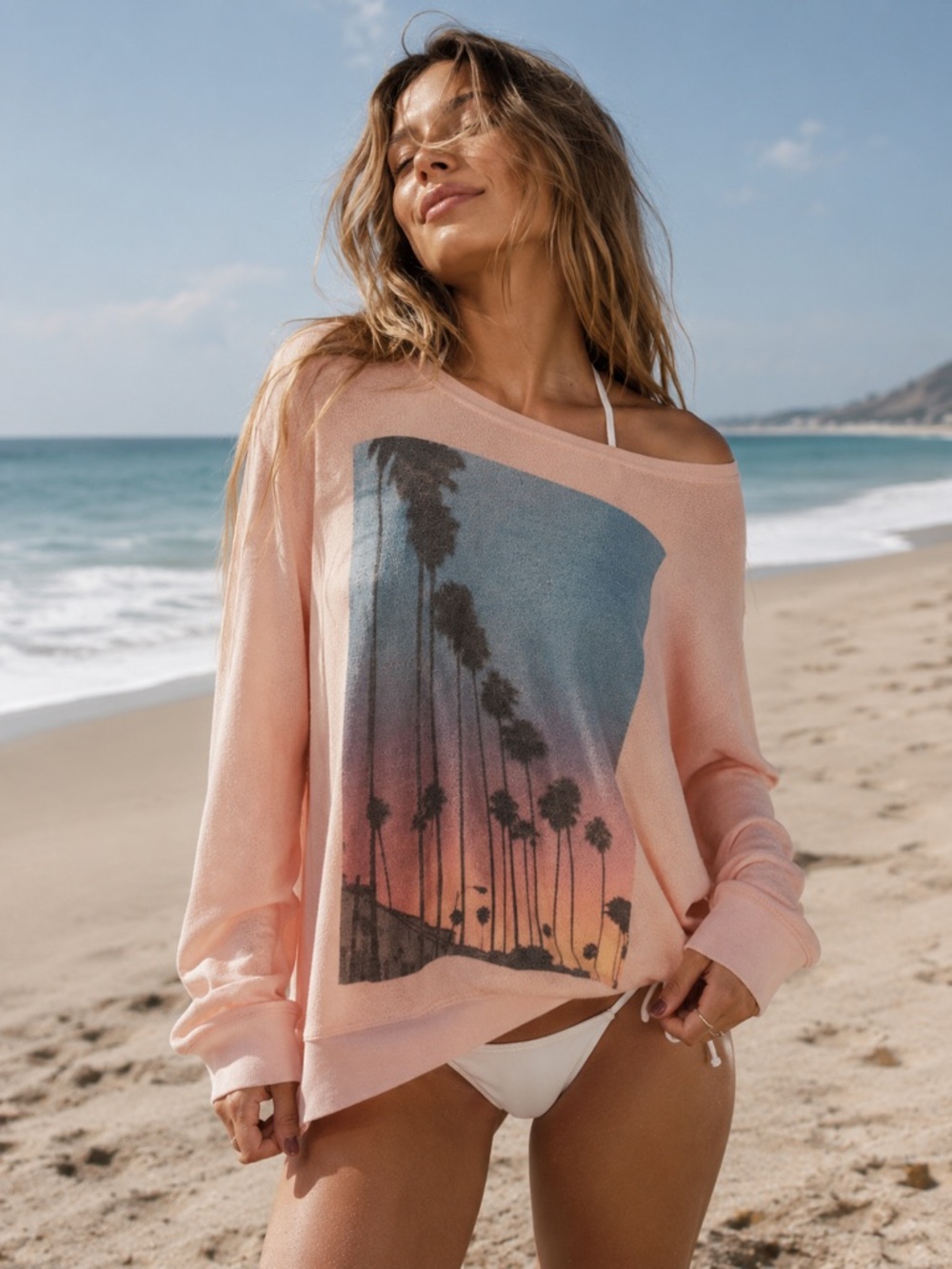 WILDFOX Baggy Beach Pullover Sweater - Large